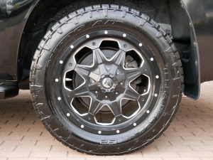 セコイア新車並行　4WD　BOSEサウンド