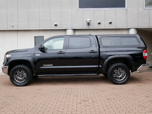 タンドラ2020年タンドラ　クルーマックス　SR5