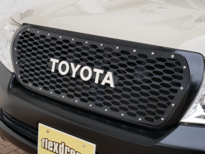 ランクル２００クラシックCP　NEWペイント　TOYOTAロゴグリル