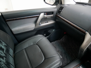 ランクル２００クラシックCP　NEWペイント　TOYOTAロゴグリル