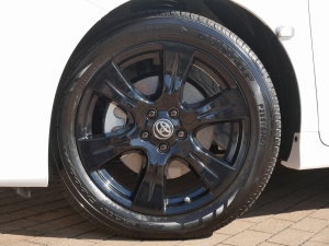 シエナ新車2020モデル　SEプリファード　ナイトシェード