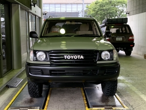 ランクル１００丸目フェイス　リフトUP　5速AT