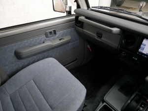 ランクル７０ランクル70　LX