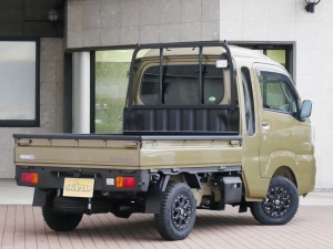 その他4WD　LINE-Xコンプリート