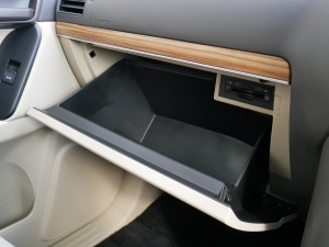 ランクルプラド現行型　TRDスポイラー　ハイグロス22インチ