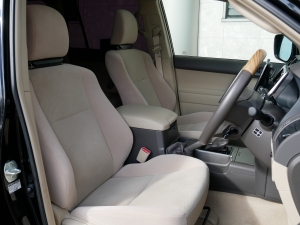 ランクルプラド現行型　TRDスポイラー　ハイグロス22インチ