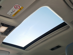 ランクル２００ZX　モデリスタエアロ　メーカー9型ナビ