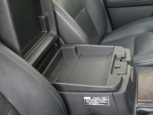 ランクル２００ZX　メーカーOPマルチナビ　専用20インチAW