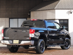 タンドラ新並　ブラックCP　TRDPRO18インチ