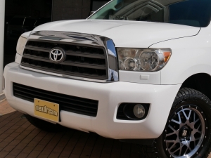 セコイア新車並行　1ナンバー登録済　リフトUP