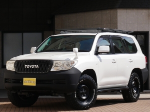 ランクル２００リフトUP　TOYOTAロゴグリル