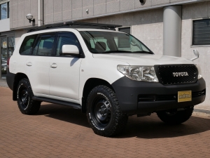 ランクル２００リフトUP　TOYOTAロゴグリル