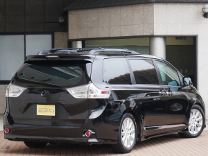 シエナ新車並行　SE　ローダウン