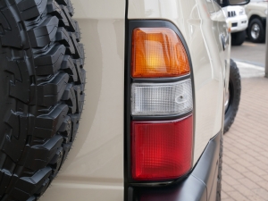 ランクルプラド丸目フェイス　FD-classic