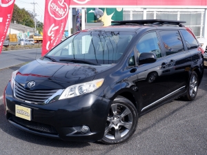 シエナ新車並行　XLE　　レザーシート
