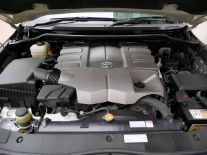ランクル２００中古車金利1.9％　FD-classic　NEWペイント