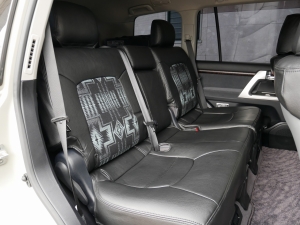 ランクル２００中古車金利1.9％　FD-classic　NEWペイント