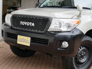 ランクル２００中古車金利1.9％　FD-classic　NEWペイント