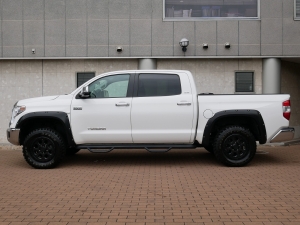 タンドラ新並　クルーマックス　SR5　4WD　ワンオーナー