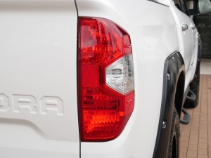 タンドラ新並　クルーマックス　SR5　4WD　ワンオーナー