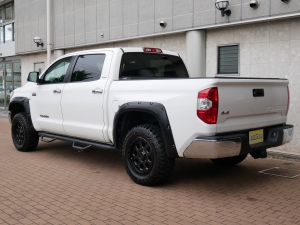タンドラ新並　クルーマックス　SR5　4WD　ワンオーナー
