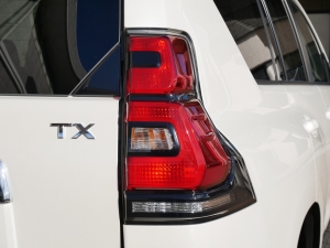 ランクルプラドランクル150プラド　TX　ディーゼルターボ