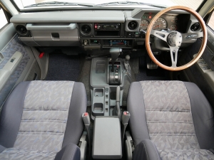 ランクル７０ZX　オートマ　サンルーフ　フェンダーミラー