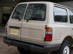 ランクル８０FD-classic　角目フェイス　観音扉