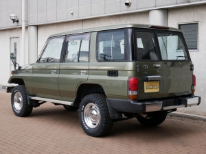 ランクル７０LX