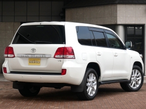 ランクル２００AX