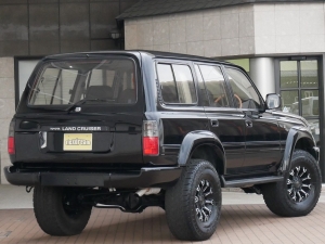 ランクル８０ALLBLACKコンプリート　角目四灯フェイス