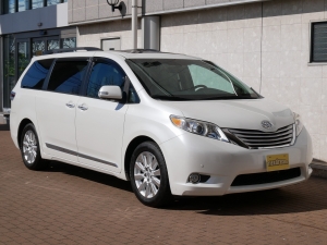 シエナ新車並行　リミテッド