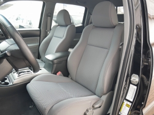 タコマダブルキャブ　TRDスポーツ　新車並行