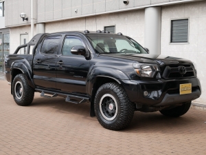 タコマダブルキャブ　TRDスポーツ　新車並行