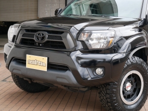 タコマダブルキャブ　TRDスポーツ　新車並行
