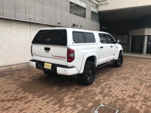 タンドラ新車並行　ベンチ6人乗　LEERシェル