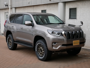 ランクルプラド新車ランクル150プラド　TX　5人乗り