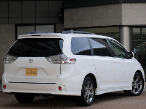 シエナ新車並行　SE