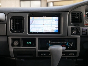 ランクルプラドリフトUP　メッキTOYOTAロゴグリル
