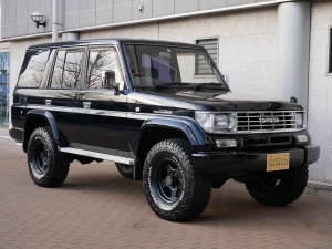 ランクルプラドリフトUP　メッキTOYOTAロゴグリル