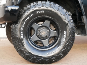 ランクルプラドリフトUP　メッキTOYOTAロゴグリル