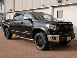 タンドラ新並　TRDPRO仕様　ベンコラ