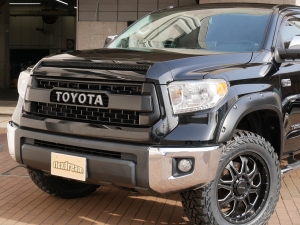 タンドラ新並　TRDPRO仕様　ベンコラ
