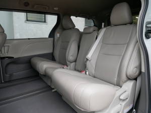シエナ新車並行　XLE　スマートキー