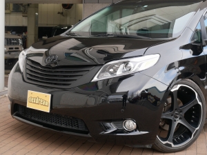 シエナ新車並行　リミテッド　ダブルサンルーフ