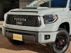タンドラ2021モデル　TRDPRO　ルナロック