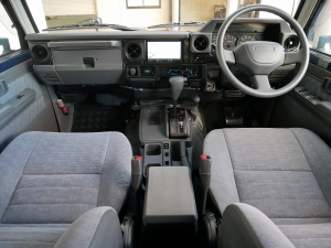 ランクル７０後期HZJ76V　輸出仕様カスタム　ARBラック