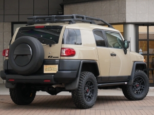 ＦＪクルーザー新車並行　トレイル仕様　BLACKRHINO