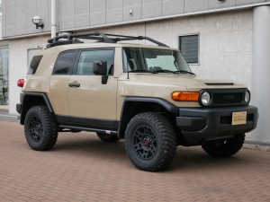 ＦＪクルーザー新車並行　トレイル仕様　BLACKRHINO