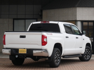 タンドラ新車並行　2021年モデル　ワンオーナー